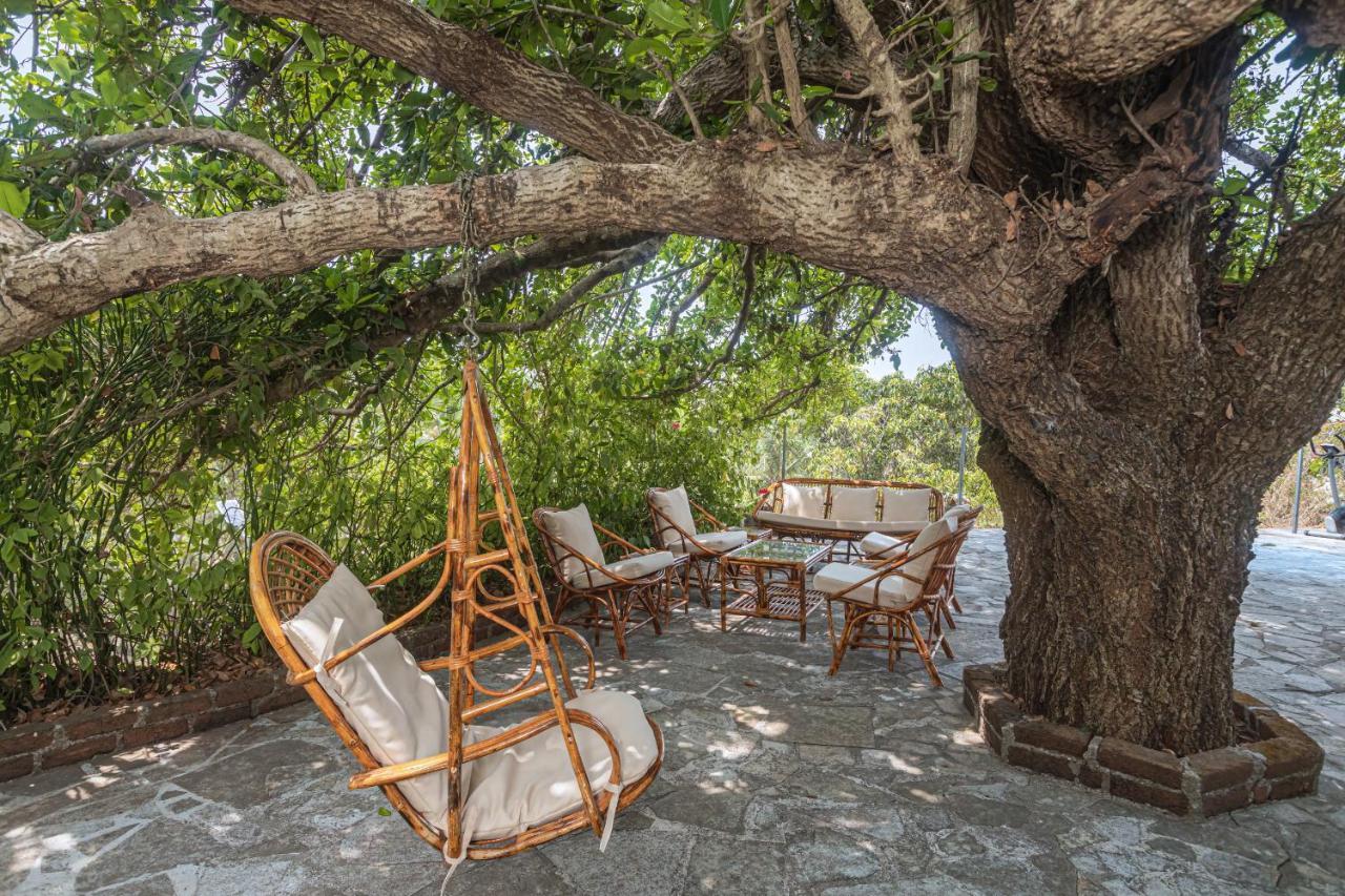Saffronstays Sunglade, Kashid - Ocean-View Villa Near Kashid Beach Nandgaon  ภายนอก รูปภาพ